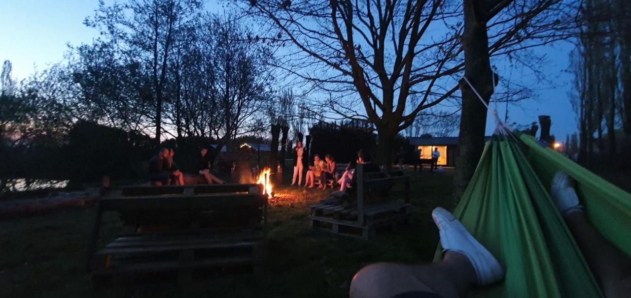 Hotel Rosy Garden Lichtervelde Esterno foto